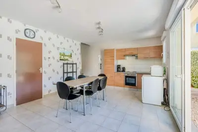 Image de für 2 Personen und 2 Kinder by Interhome