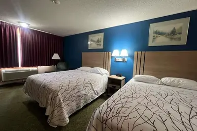 Image de 4 Accommocations + Free Parking — Ideal for a Weekend Family Adventure