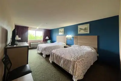 Image de Easy Access to Local Dining & Attractions | Free Parking | Deluxe 2 Queen Beds