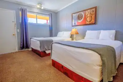 Image de Modern 2-Queen Option Near Wheeler Paths & Museum + Free Parking