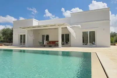 Image de Villa-de Luxe-Sdb privée avec douche-Vue sur Piscine