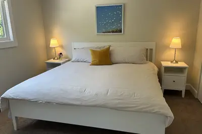 Image de Your 2-bedroom home near all the trails with Hottub