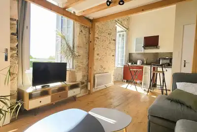 Image de A deux pas des marais salant. Appartement au cœur d'un ancien séminaire.