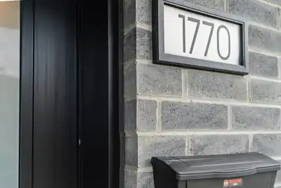 Image de Rue Balmoral Downtown Haven – Near Festivals & Metro