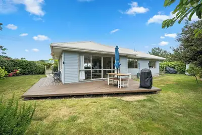 Image de Sackville Sunshine - Martinborough Holiday Home