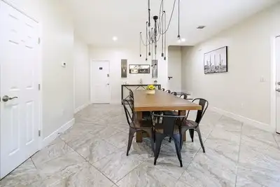 Image de Modern Country Escape w/ Hot Tub & Total Privacy