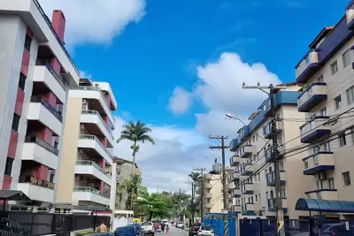 Image de Apartment in Ubatuba, 1 minute from the beach. Whole space!