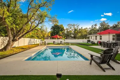 Image de 4br Htd Pool, 10 Min to Beach, Mini Golf, Fire Pit