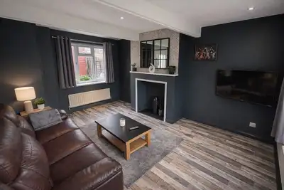 Image de Marvelous 3-bedroom apartment in charming Canterbury for your stay