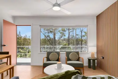 Image de Banksia Bloom Lake Villa