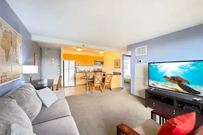 Image de 31Fl Ocean & Diamond Head Views 2br/1ba in Waikiki
