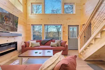 Image de Skyward Chalet | Hot Tub | Near Nada Tunnel | Rrg