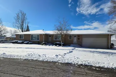 Image de Charming 3-bedroom house with Ac in cool Cheektowaga