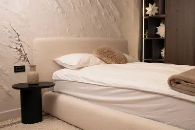 The Pines Chalet w. free parking