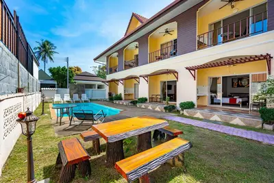 Image de Chernin Apartment Suites