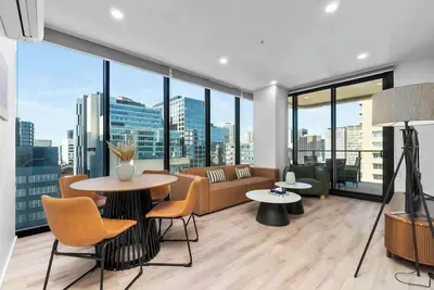 Image de Cbd 2br Luxe Escape – Walkable & Free Parking