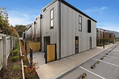 Image de Prime Location with mountain views