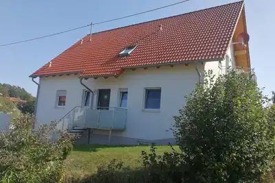 Image de Wohnung mit Terrasse, Grill und Garten by Interhome