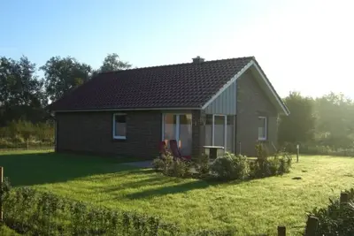 Image de Barrierefreies Ferienhaus mit großem Grundstück by Interhome