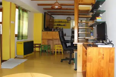 Image de Wohnung mit Terrasse by Interhome