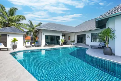 Image de Villa Waree Minuten vom Meer und Strand entfernt by Interhome