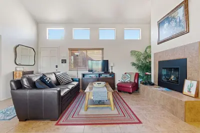 Image de Saguaro Lodge – Luxury comfort in Tucson