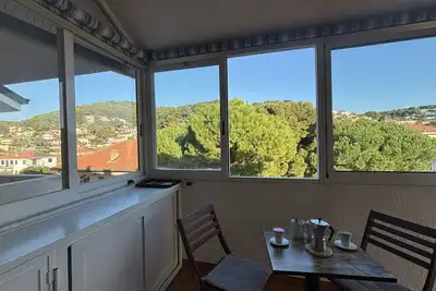 Image de Agréable appartement pour 4 personnes avec Tv, terrasse et animaux admis, près de Imperia