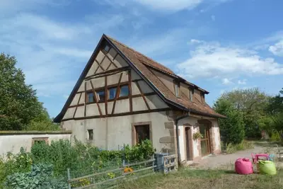 Image de Domäne mit Terrasse, Grill und Garten by Interhome