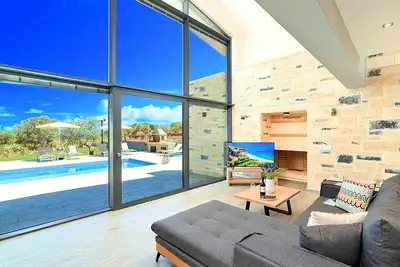 Image de für 30 Personen in Mathes, Kreta (West-Kreta) by Interhome