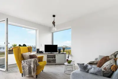 Image de Landungsbrücke 28 - 1st row on the waterfront, infrared cabin, whirlpool tub