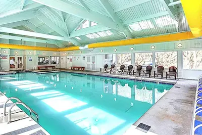 Image de Cozy Shenandoah Escape – Tri-Level Condo Near Lake & Trails