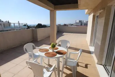 Image de Superbe Attique avec Terrasse à 150m de la Plage et Piscine Commune à Salou