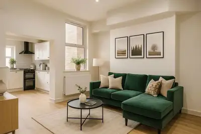 Image de Chester Manor | 5 Br | Sleeps 10 | Free Parking