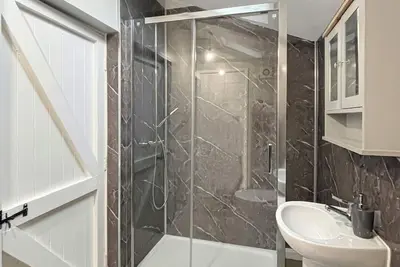 Image de Spacious 2-bedroom apartment in central Grantham Sleeps 4 with free parking