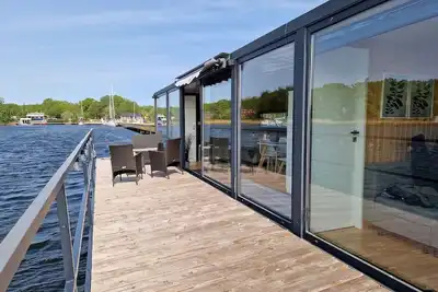Image de Houseboat Saltkrokan in the archipelago of southern Sweden