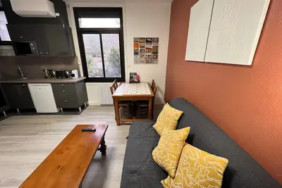 Image de T2 calme - clim, parking privé - Abbaye aux Dames