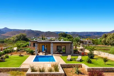 Muses Beach Villas - Urania