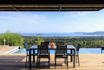 Image de Stylish Villa with Sublime Sea Views, Heated Pool and Boules Pitch
