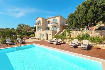 Image de The Yiameli Collection - Levandi