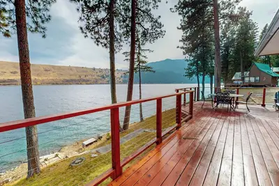 Image de Cozy Lakefront Getaway on Wallowa Lake –Your Perfect Single-Story Retreat