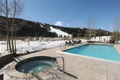 Image de Mountain Escape | Cozy 2br Townhome | Pool Access