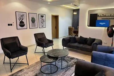 Image de 3 Bedroom En-Suite, Wi-Fi, Secured, 24/7 Power