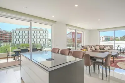 Image de Adega luxury 3-bedroom apartment, Lagos (Ab-4-1b)