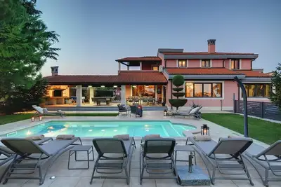 Villa Ines (74199-K1) - Pula