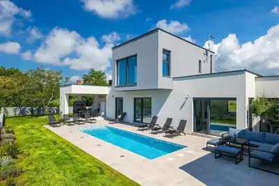 Image de Villa Vivre (74309-K1) - Liznjan