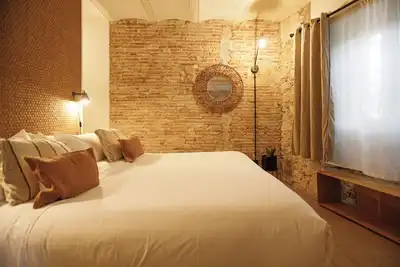 Image de Fully Equipped, Tranquil One-Bedroom Apartment