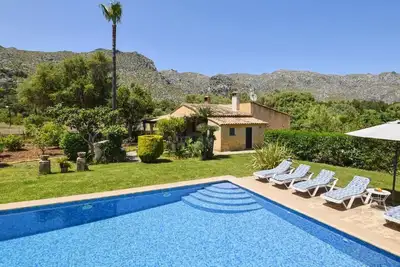 Image de Haus mit Schwimmbad für 6 Personen 5 min vom Mee by Interhome