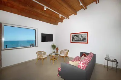 Image de Relais Villa Giovanna -on the sea with garden