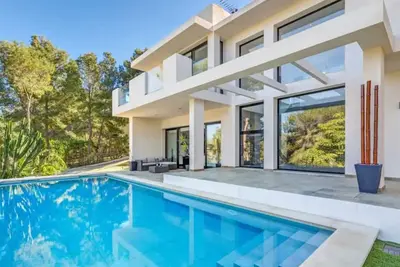 Image de imperium villa von villasmediterranean by Interhome