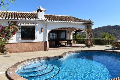 Image de Finca Higueron mit privatem Pool by Interhome